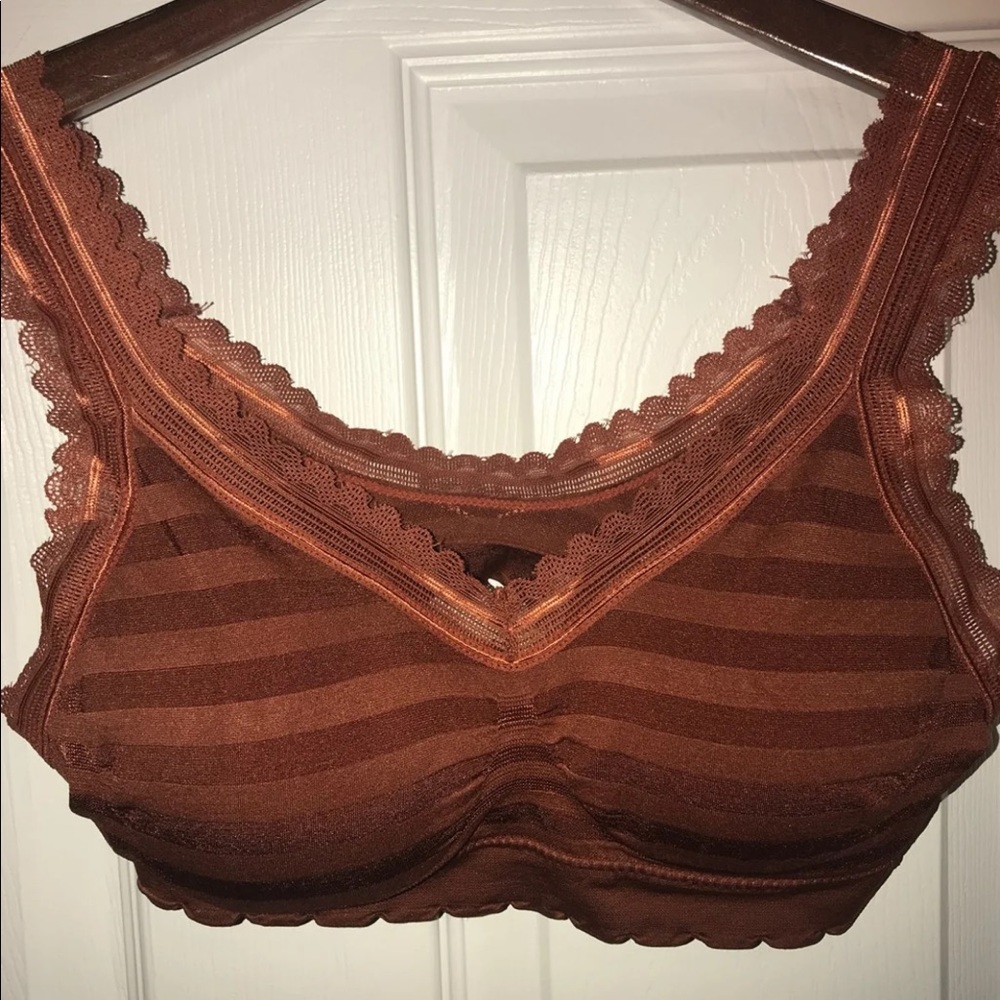NEW V-Neck Lace Lined Bralette M/L